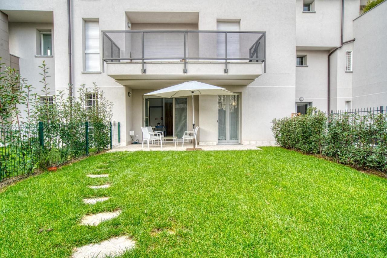 Caseospitali - Casa Azzurra, Incantevole Bilocale Con Giardino Cernusco Sul Naviglio Buitenkant foto